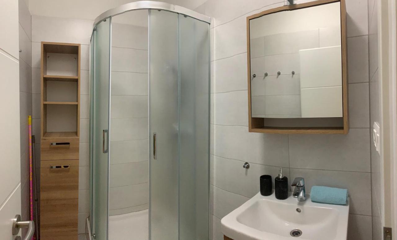 Apartman Jelen Chopok Juh-Trangoska Tale Exterior photo
